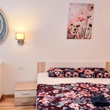 Apartments Planina Pod Sumikom Planina pod Sumnikom ภายนอก รูปภาพ